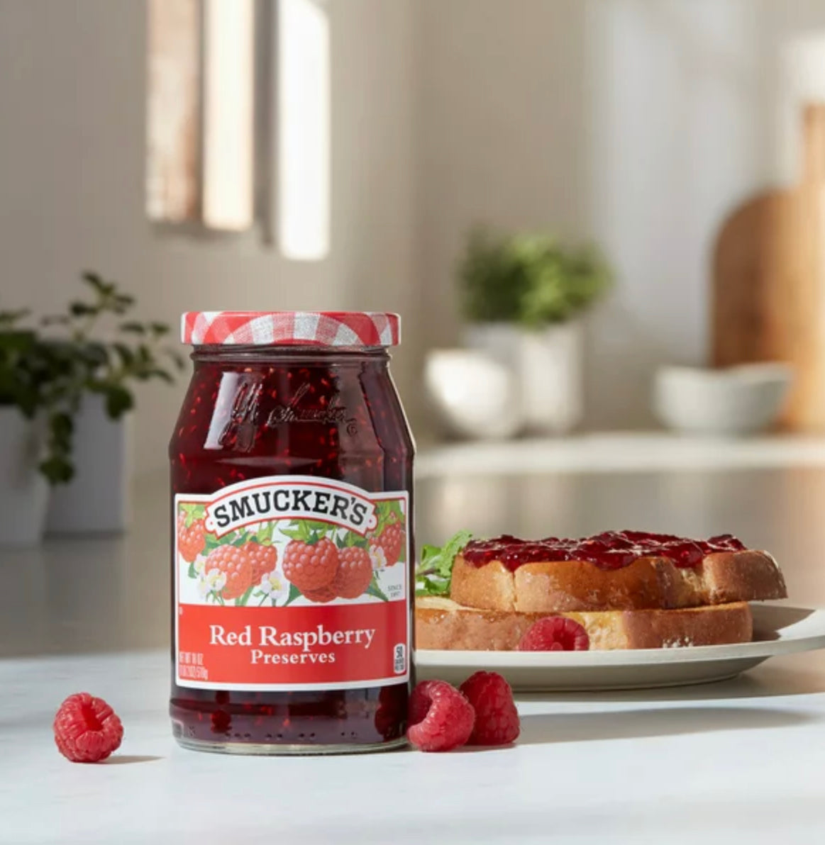 Smucker's Red Raspberry Preserves 18oz